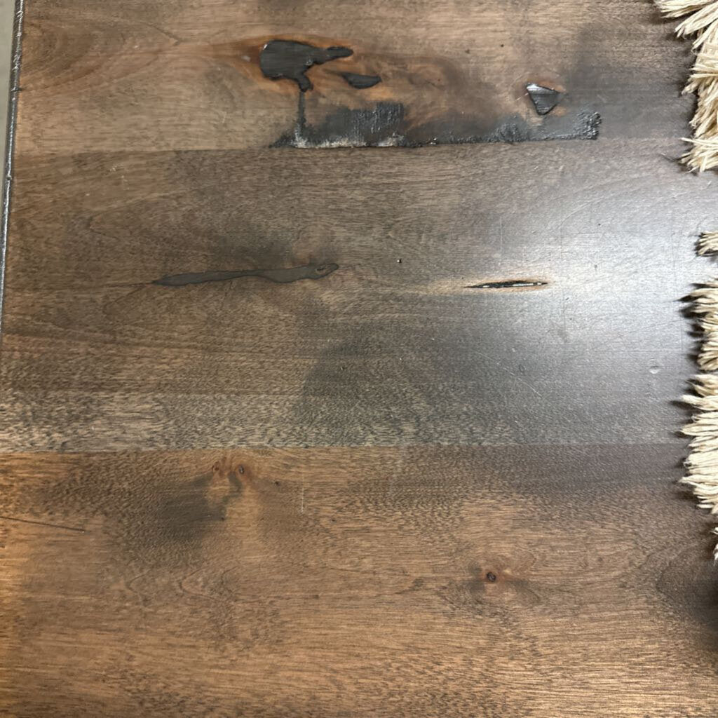 Dining Table & 6 Chairs