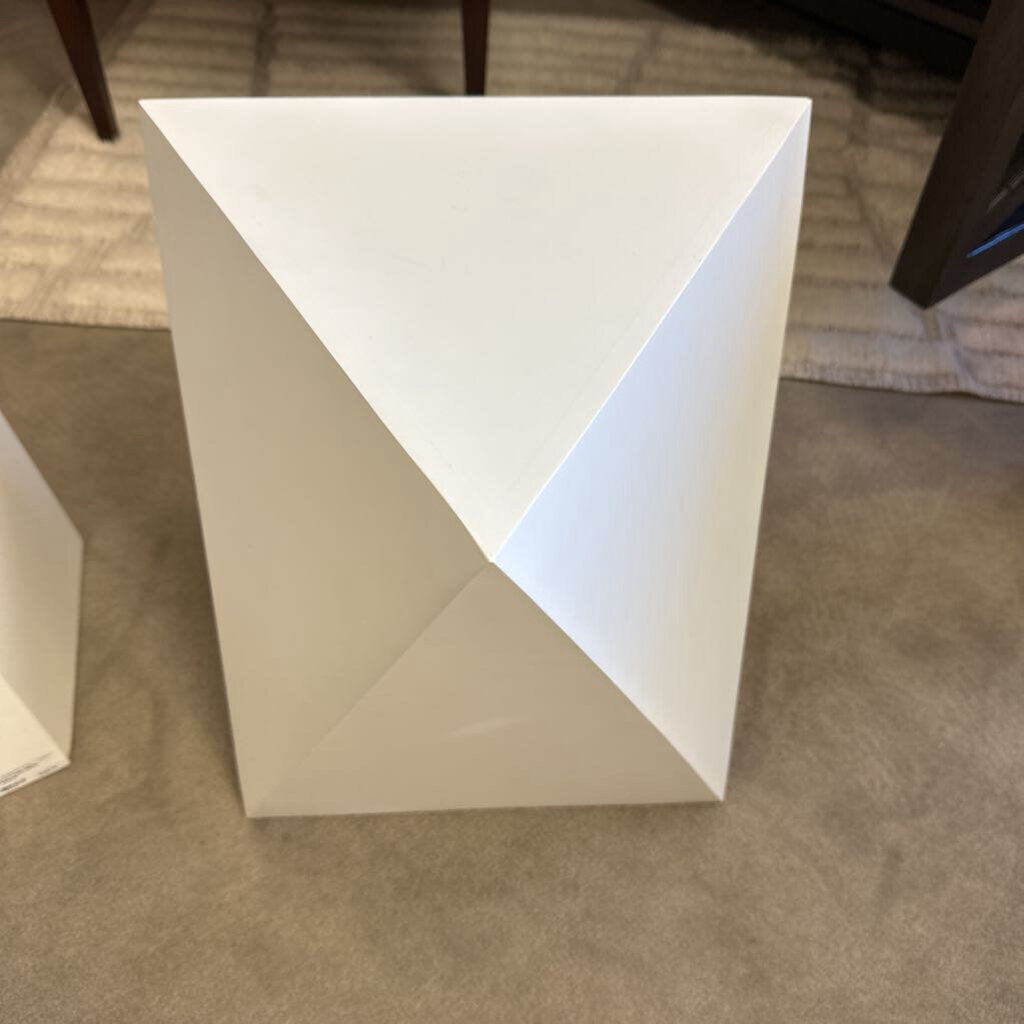 Facet 8 Table (NEW)