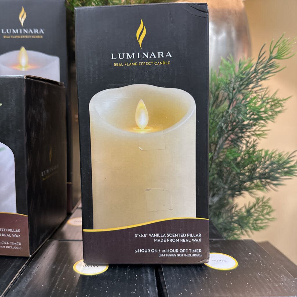 Flameless Candle (Ivory) NEW
