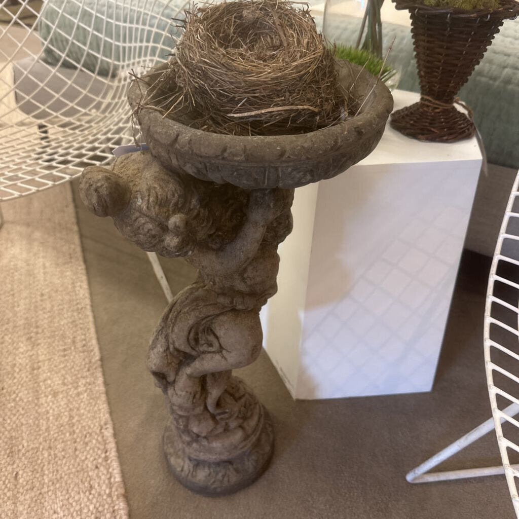 Bird Bath/Garden Statue