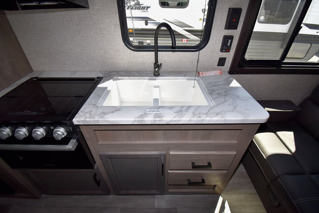 2022 264 BH Camper