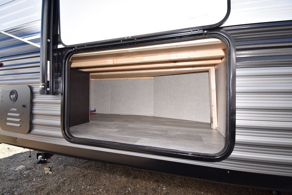 2022 264 BH Camper