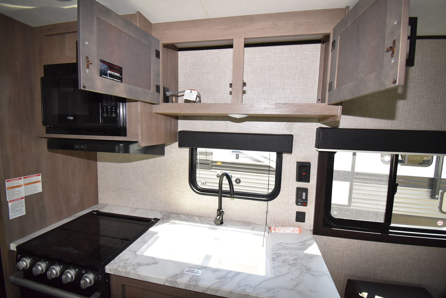 Like New 2022 264 BH Travel Trailer