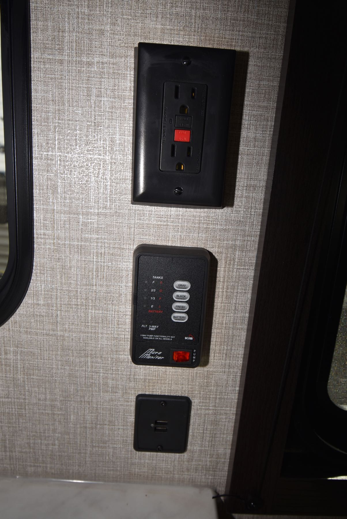 Like New 2022 264 BH Travel Trailer