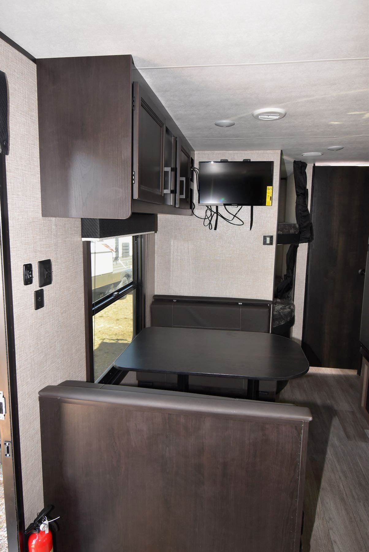 Like New 2022 264 BH Travel Trailer