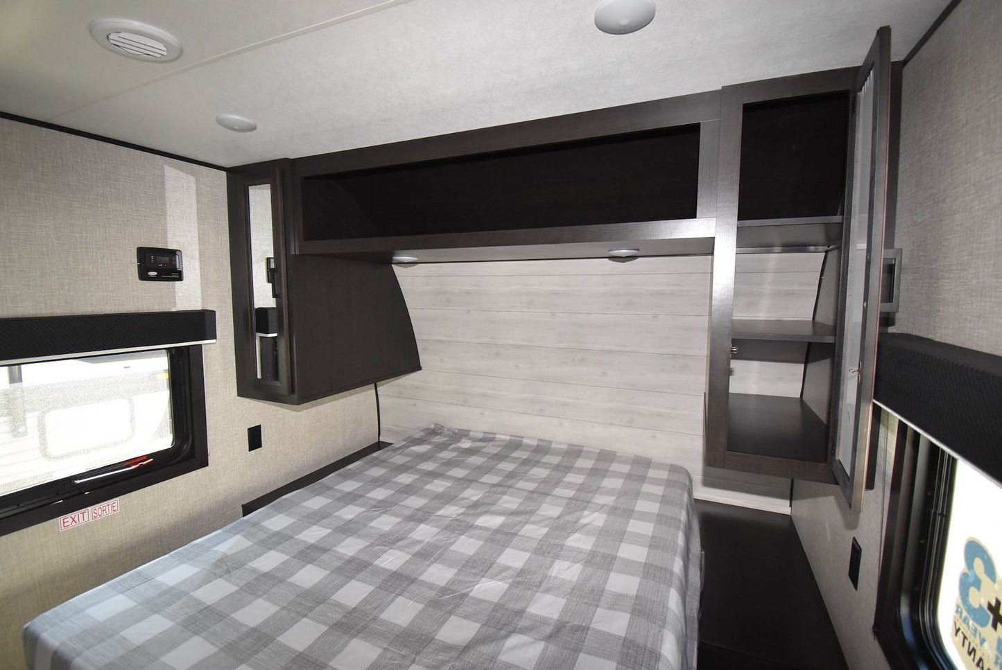 Like New 2022 264 BH Travel Trailer