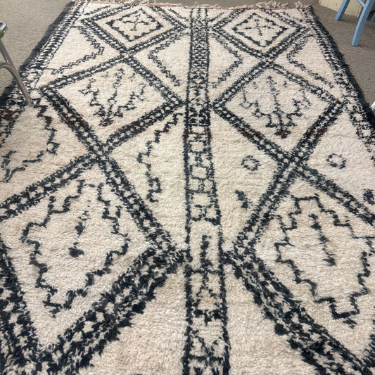 Vtg. 6 X 11 Morracan Rug