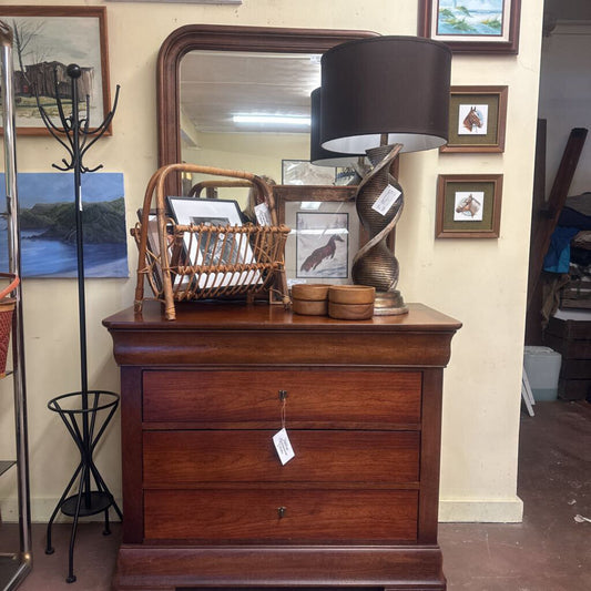 4 Drawer Chest of Drawers With Mirror