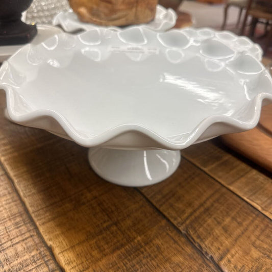 White Scalloped Cake Stand