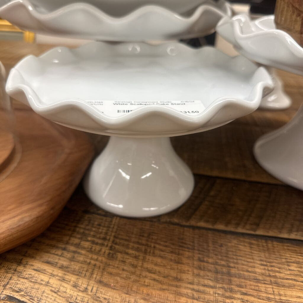 White Scalloped Cake Stand