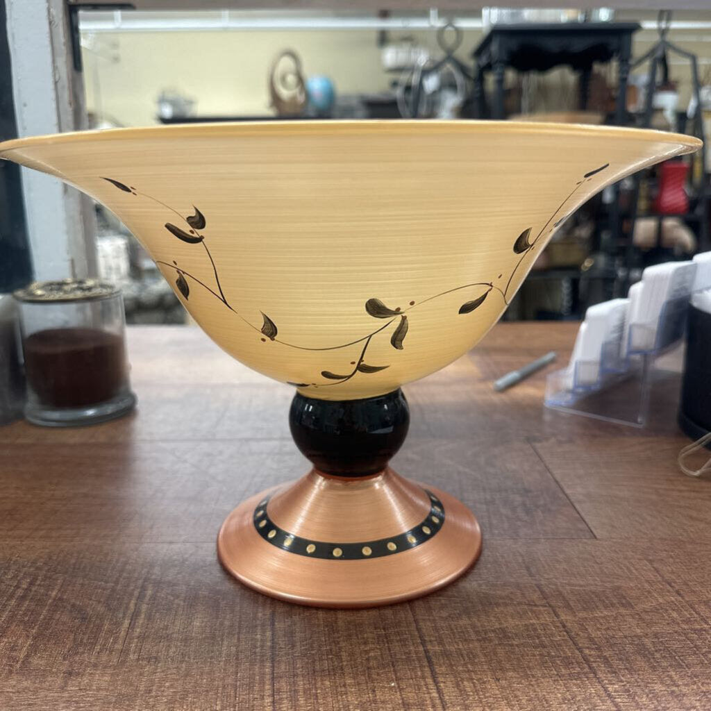 Pedestal Glass Bowl