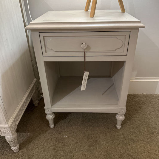 Bellina Nightstand
