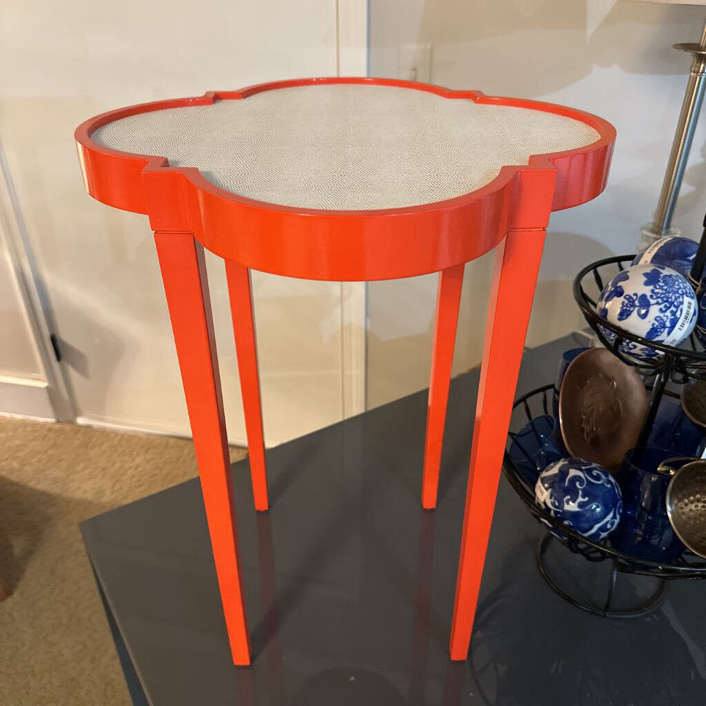 Tini IV Table (NEW)