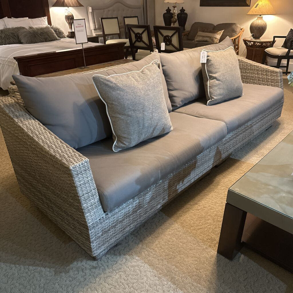 Outdoor Sofa & Loveseat (SET)