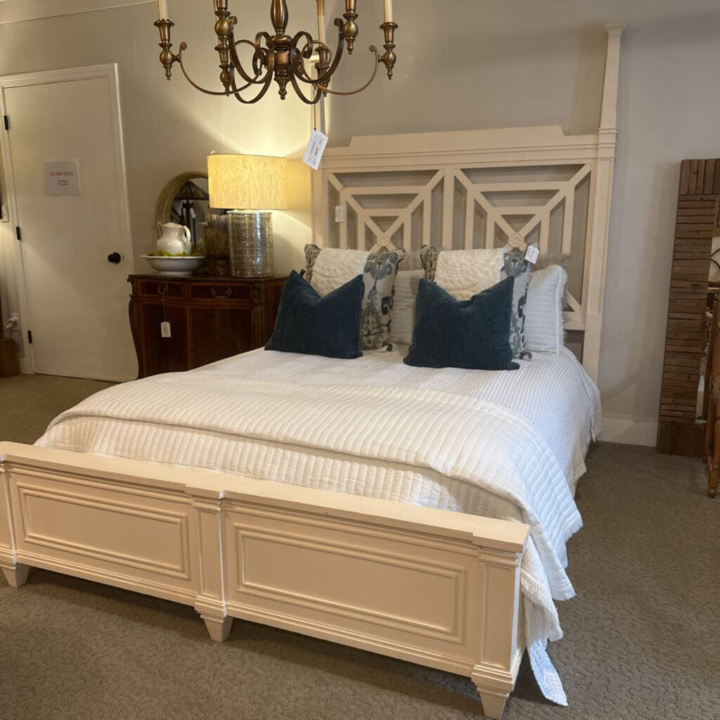 Queen Bed